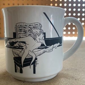 Crazy Piano Player Coffee Mug~Alfred 1983